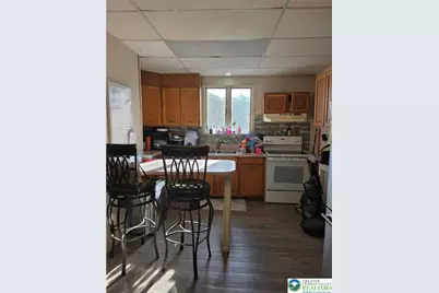 517 E Arch Street, Pottsville, PA 17901 - Photo 4