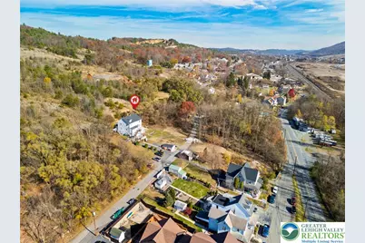 1104 Princeton Avenue, Palmerton Boro, PA 18071 - Photo 2
