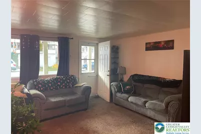 421 E Patterson Street, Lansford, PA 18232 - Photo 4