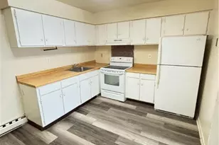 830 W Susquehanna St, Allentown City, PA 18103 - Photo 2