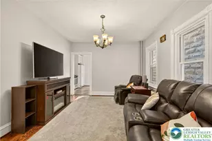 1054 Jeter Ave, Fountain Hill Boro, PA 18015 - Photo 10