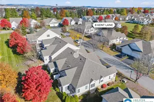 8 Kent Ln, Palmer Twp, PA 18045 - Photo 4