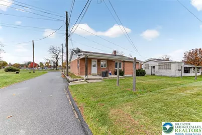 834 Hokendauqua Street, Coplay Boro, PA 18037 - Photo 18