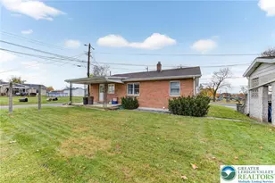 834 Hokendauqua St, Coplay Boro, PA 18037 - Photo 16