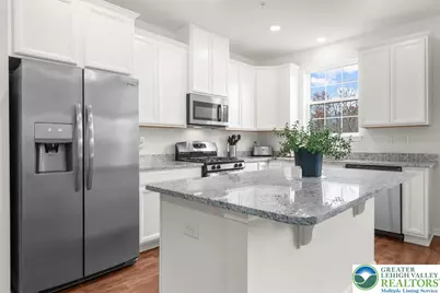 105 Edgewater Court, Richlandtown, PA 18951 - Photo 2