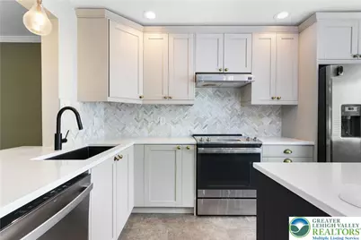 1885 Redwood Drive, Whitehall Twp, PA 18052 - Photo 10