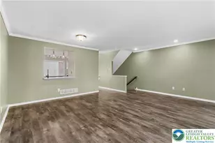 1885 Redwood Dr, Whitehall Twp, PA 18052 - Photo 8