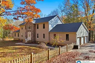 563 Pensyl Creek Rd, Hamilton Twp, PA 18360 - Photo 4