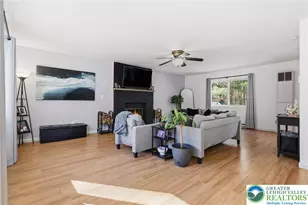 104 Scotch Pine Ct, Delaware Twp, PA 18328 - Photo 4