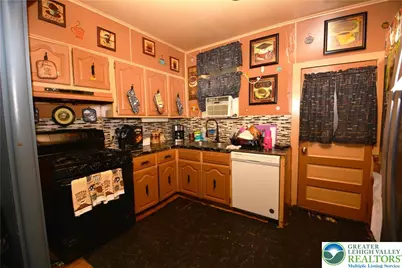 68 Graham Avenue, Hanover Township, PA 18706 - Photo 4