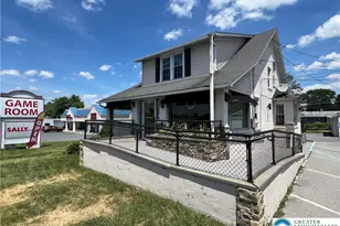 2309 MacArthur Rd, Whitehall, PA 18052 - Photo 1