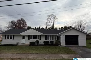 1640 Stanhope St, Bethlehem City, PA 18017 - Photo 2