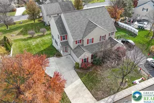 8376 Scenic View Dr, Upper Macungie Township, PA 18031 - Photo 2