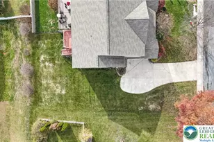 8376 Scenic View Dr, Upper Macungie Township, PA 18031 - Photo 6