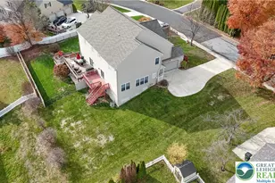 8376 Scenic View Dr, Upper Macungie Township, PA 18031 - Photo 4