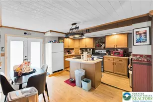 219 Gay St, Tamaqua Boro, PA 18252 - Photo 6