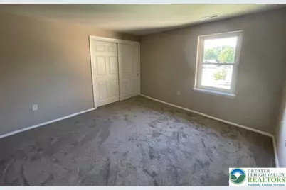 2404 Woodstock Drive #B, Bethlehem, PA 18017 - Photo 8