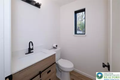 111 Main Street, Glendon Boro, PA 18042 - Photo 8