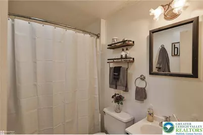 4539 Main Street, Whitehall Twp, PA 18052 - Photo 24