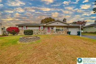 133 Brentwood, Palmer Twp, PA 18045 - Photo 2