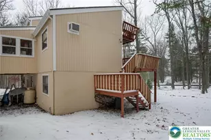 169 Shiny Mountain Rd, Greentown, PA 18426 - Photo 8