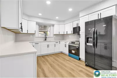 416 Main Street, Stockertown Boro, PA 18083 - Photo 4