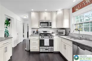 801 Ludlow St, Palmer Twp, PA 18045 - Photo 12