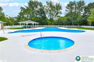 2 Hickory Hills Dr, Moore Township, PA 18014 - Photo 36