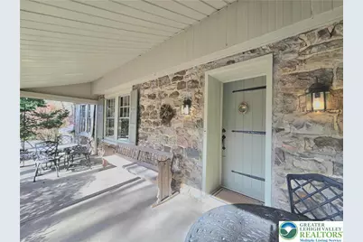 105 Pine Top Trail, Bethlehem City, PA 18017 - Photo 8