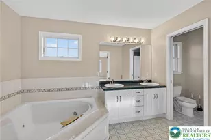 4748 York Dr, Orefield, PA 18069 - Photo 16