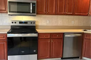 5619 Stonecroft Ln, Lower Macungie, PA 18106 - Photo 16