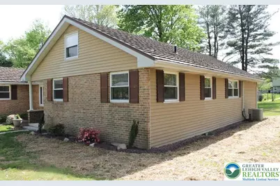 410 S 8th Street, Lehighton Boro, PA 18235 - Photo 4