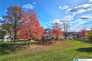 5 Canterbury Ln, Palmer Twp, PA 18045 - Photo 2