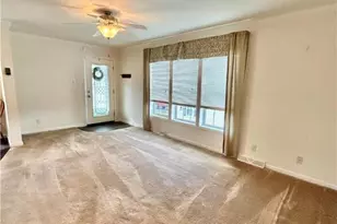 203 Independence, Upper Mt Bethel Twp, PA 18343 - Photo 6