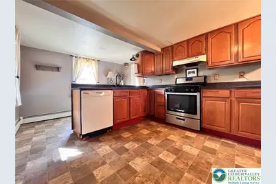 113 Winter Street, Upper Mt Bethel Twp, PA 18343 - Photo 14