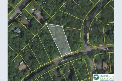 Outer Drive #18, Coolbaugh Twp, PA 18347 - Photo 4