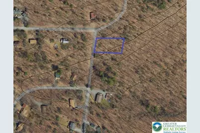 102 Heavenly Valley Drive, Pike, PA 18464 - Photo 4