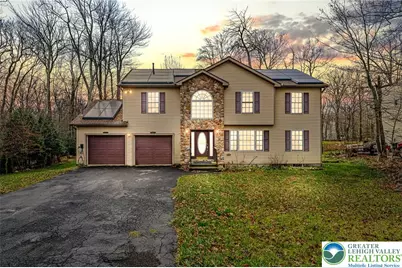 2127 Warwick Circle, Coolbaugh Twp, PA 18466 - Photo 1