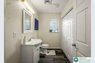 2127 Warwick Circle, Coolbaugh Twp, PA 18466 - Photo 18