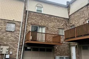 630 Greene Ct, Fountain Hill Boro, PA 18015 - Photo 2