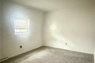 630 Greene Ct, Fountain Hill Boro, PA 18015 - Photo 10