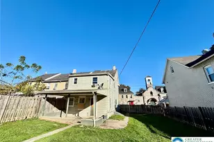 137 E Nesquehoning St, Easton, PA 18042 - Photo 10