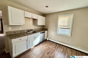 137 E Nesquehoning St, Easton, PA 18042 - Photo 4