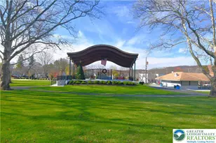 915 Birch Rd, Hellertown Boro, PA 18055 - Photo 30