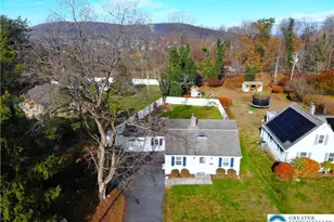 915 Birch Rd, Hellertown Boro, PA 18055 - Photo 2