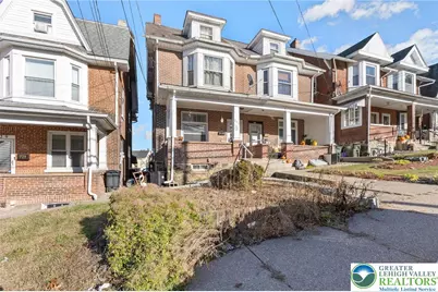 731 Fiot Avenue, Bethlehem City, PA 18015 - Photo 2