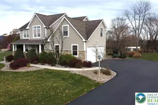 1220 Jane Ln, Pen Argyl Boro, PA 18072 - Photo 2