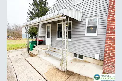 17 Mahoning Drive E, Lehighton Boro, PA 18235 - Photo 6