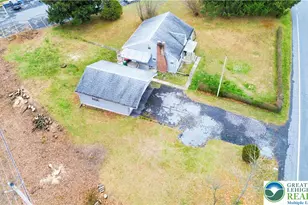 17 Mahoning Dr E, Lehighton Boro, PA 18235 - Photo 4