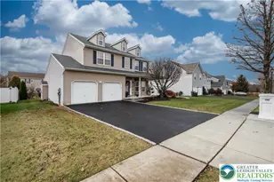1702 Windmill Ln, Upper Macungie Township, PA 18031 - Photo 2